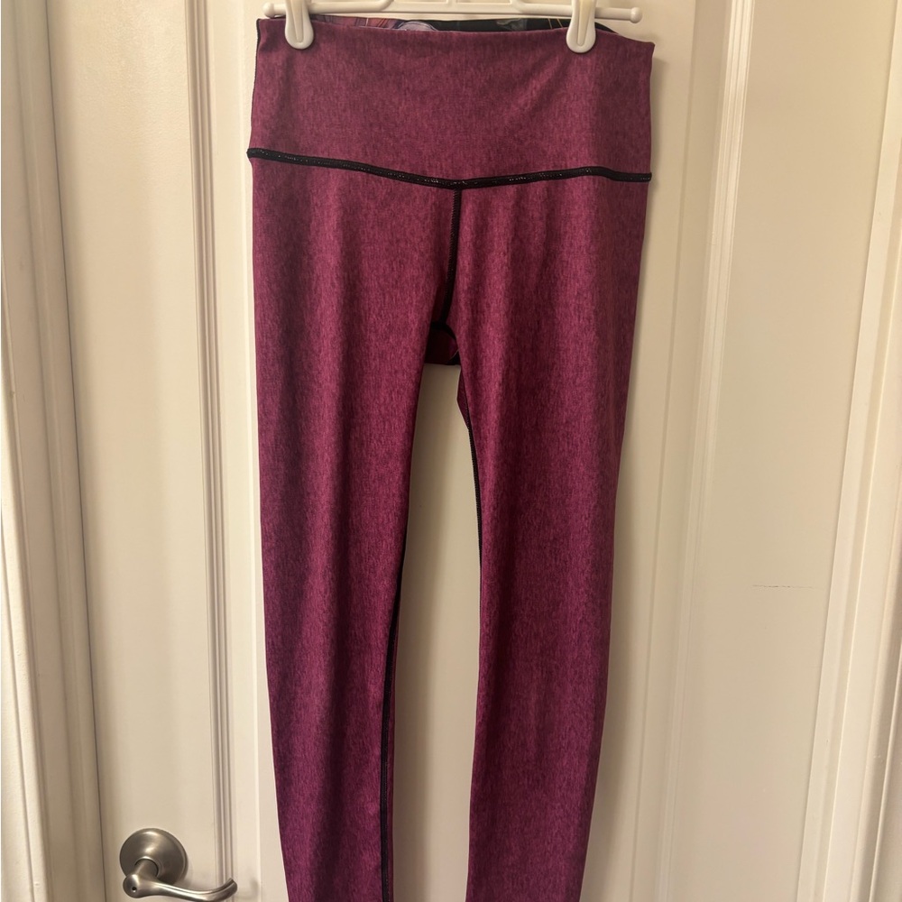 Buti/NKD reversible purple/flower leggings